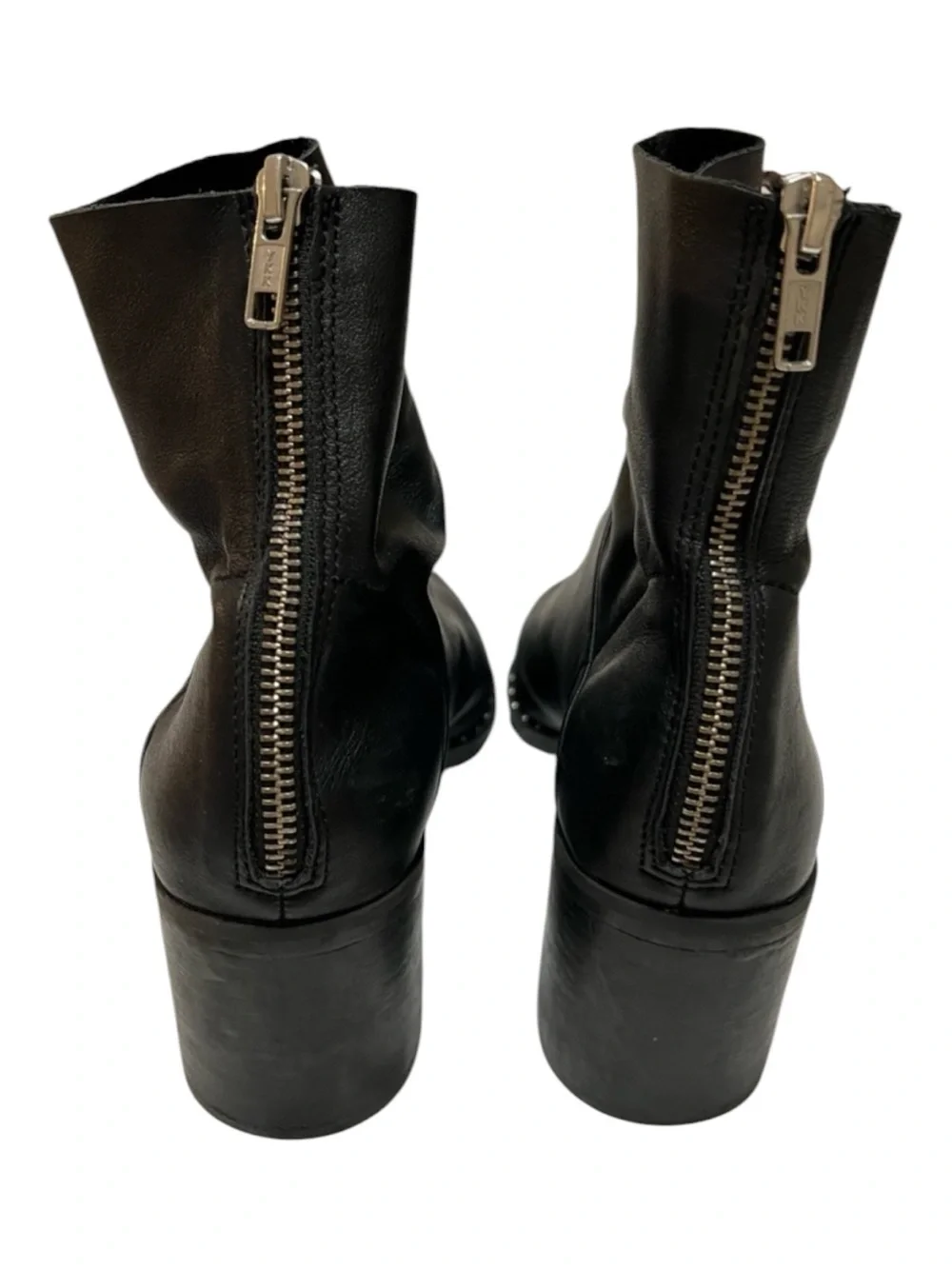 Treasure & Bond sleek black